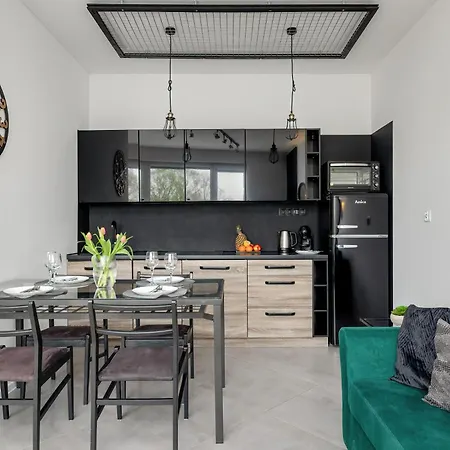 Etna By Renters Apartman *